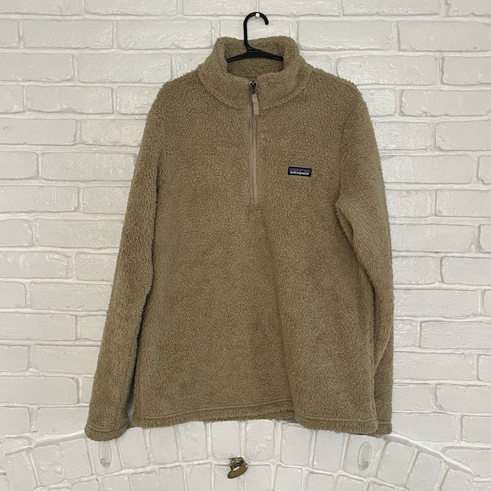 Women’s Patagonia sweater